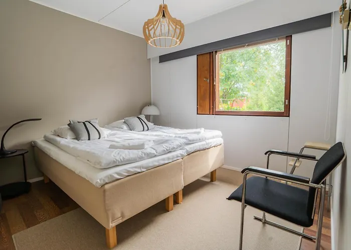 Apartamento Cozy Koivutie Townhouse With Sauna & Terrace